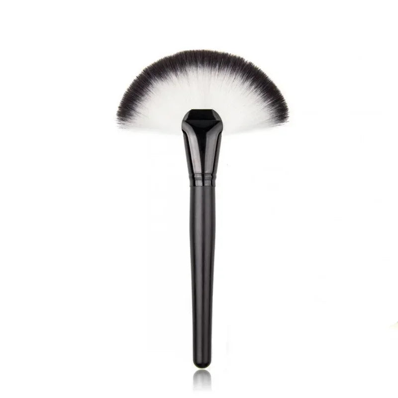 Large Flat Highlight Blush Fan-Shaped Makeup Brush Powder Loose Powder Face Brush Korean Soft Cosy Even Color Tools For Women