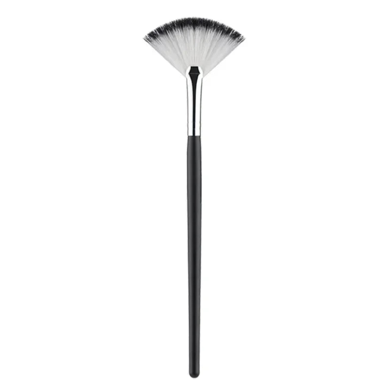Large Flat Highlight Blush Fan-Shaped Makeup Brush Powder Loose Powder Face Brush Korean Soft Cosy Even Color Tools For Women