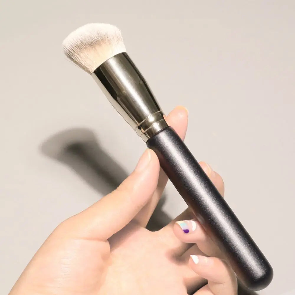 Wool Fiber Concealer Brush