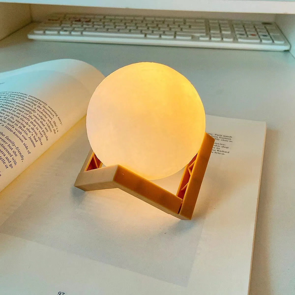 Creative Moon Light