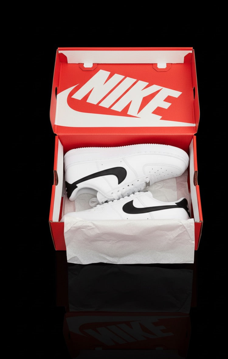 NIKE AIRFORCE 1 - With Box