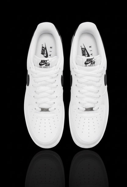 NIKE AIRFORCE 1 - With Box
