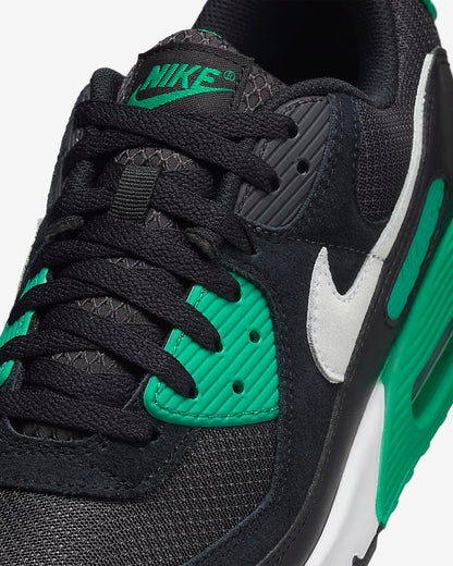 GREEN STRIKE