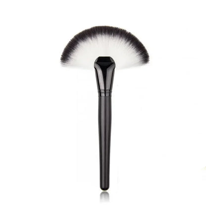 Large Flat Highlight Blush Fan-Shaped Makeup Brush Powder Loose Powder Face Brush Korean Soft Cosy Even Color Tools For Women