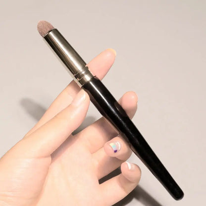 Wool Fiber Concealer Brush